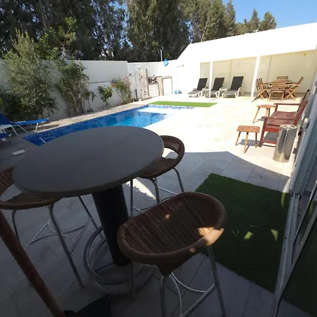 Lava Villa Ayía Nápa
